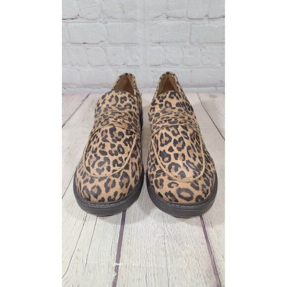 Artisan by Zigi Karine Cheetah Print Loafers Women's Size 8.5 - Picture 3 of 9